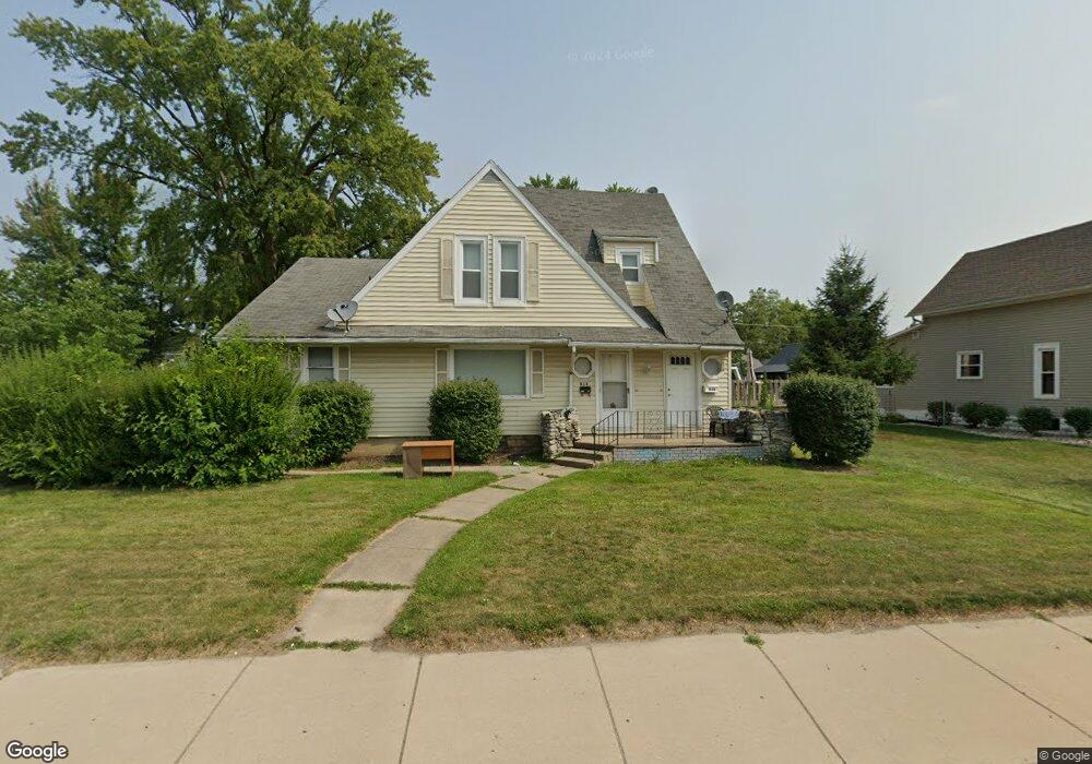 656 W Market St, Nappanee, IN 46550 - photo 1