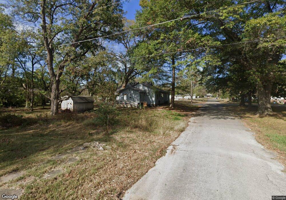 700 W 16th St, Okmulgee, OK 74447 - photo 1