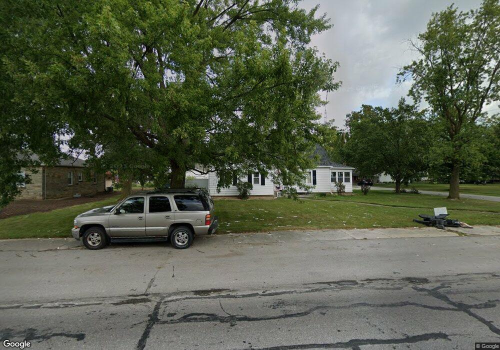 909 W Main St, Berne, IN 46711 - photo 1