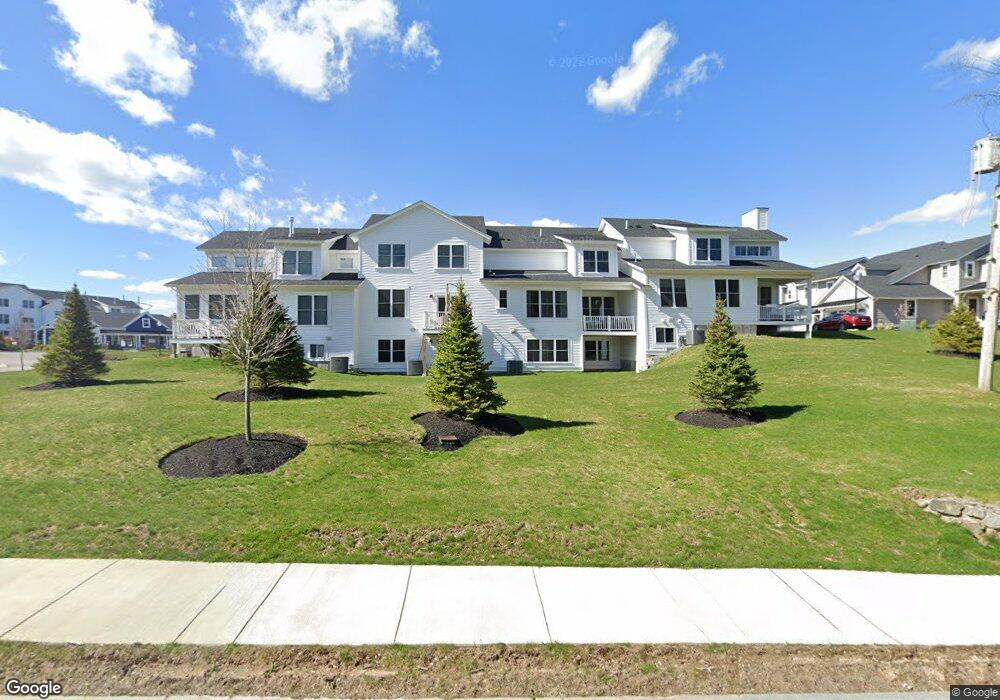 287 Lexington St unit 1, Woburn, MA 01801 - photo 1