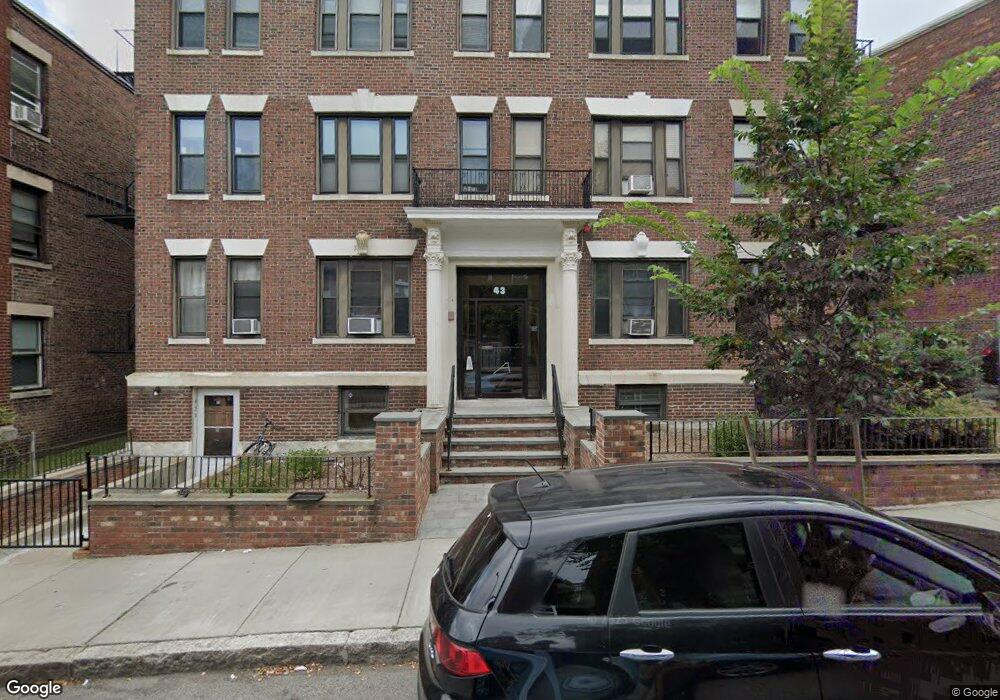 43 Park Vale Ave unit 10,43, Allston, MA 02134 - photo 1