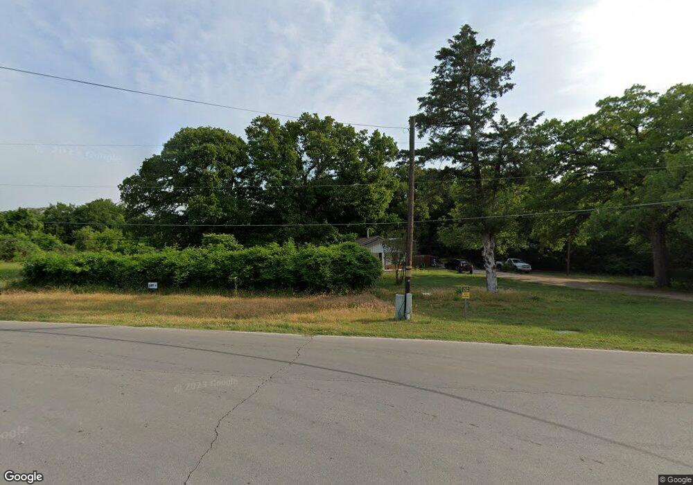 1012 Kerry Ln, Azle, TX 76020 - photo 1