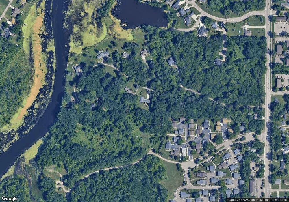 4129 Pine Tree Ln, Lansing, MI 48911 - photo 1