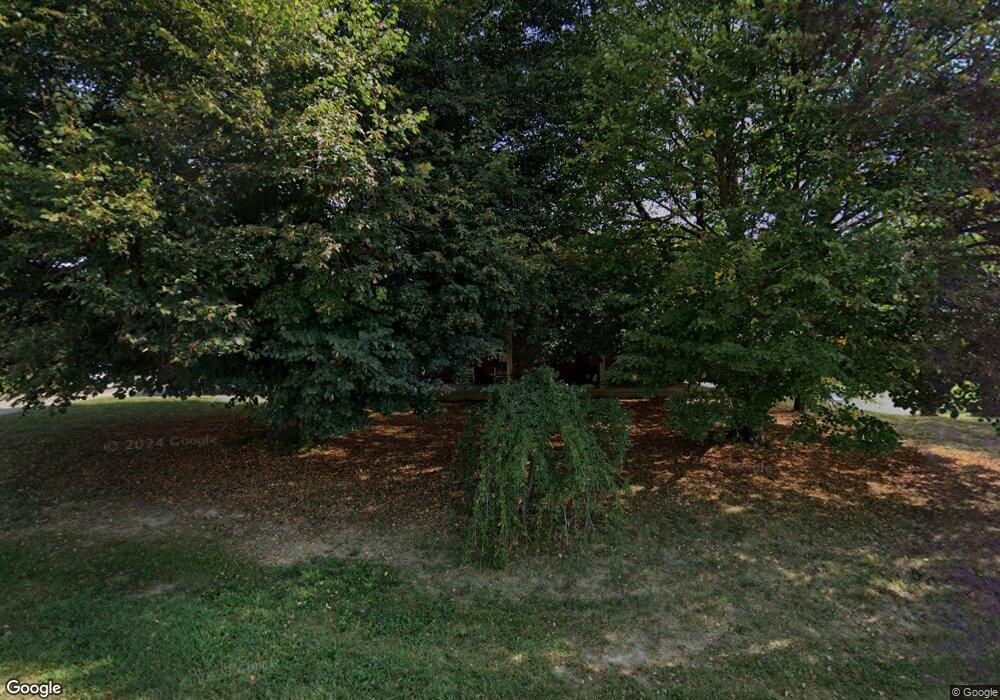 7002 W Paddock Ln, Columbus, IN 47201 - photo 1