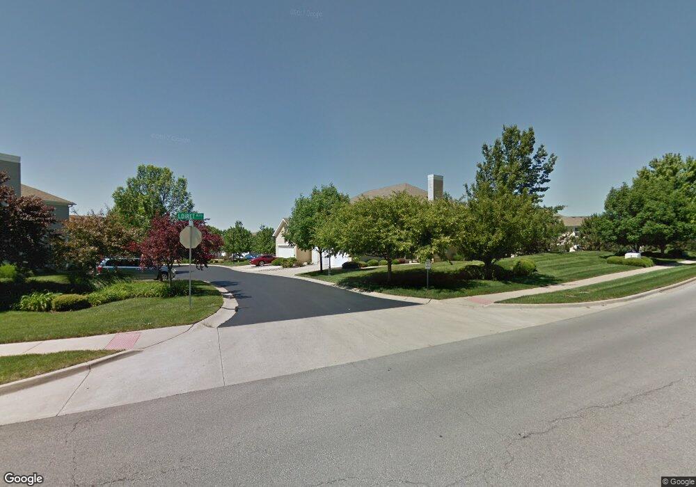 8948 Lakeview Ave, Lenexa, KS 66219 - photo 1