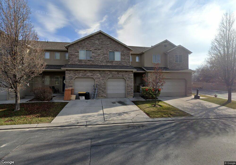 1946 Hollow Ct, Lehi, UT 84043 - photo 1