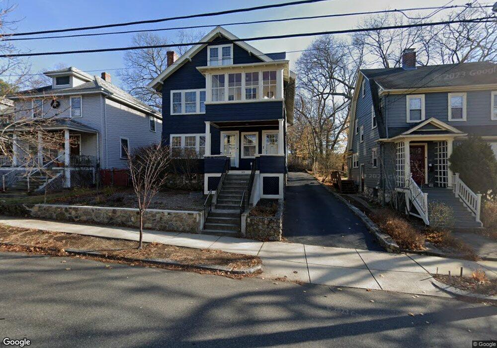 204 Highland Ave, Arlington, MA 02476 - photo 1