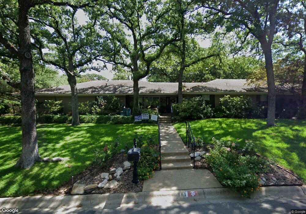 2101 Pembrooke Place, Denton, TX 76205 - photo 1