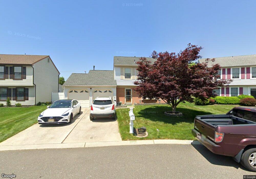 114 Robins Run W, Swedesboro, NJ 08085 - photo 1