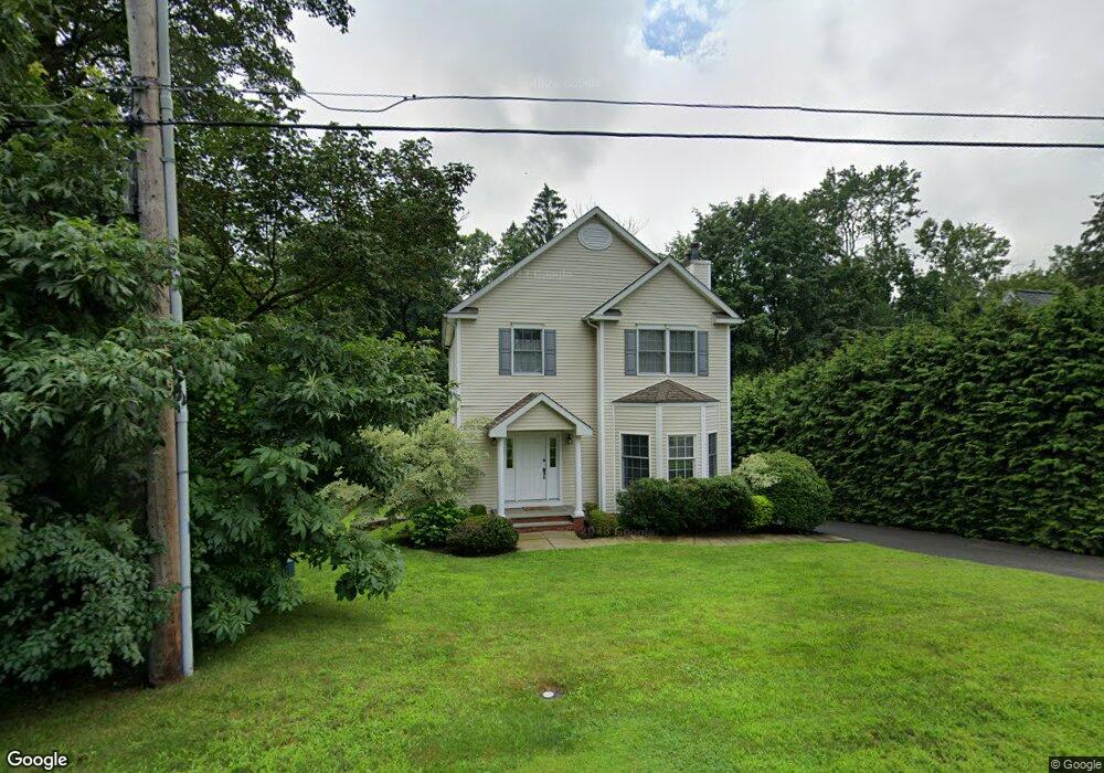 4 Washington Ave unit 1, Ridgefield, CT 06877 - photo 1