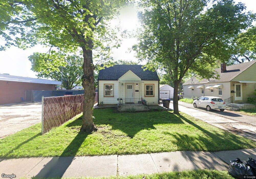 614 SW Wayne Ave, Topeka, KS 66606 - photo 1