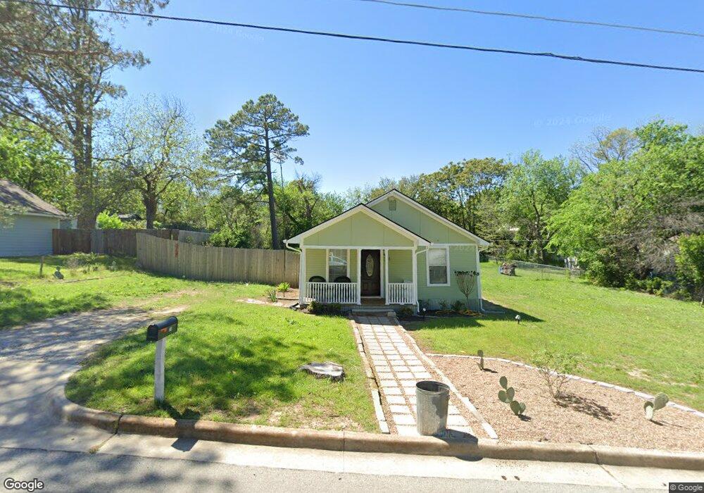 311 Hobson St, Weatherford, TX 76086 - photo 1