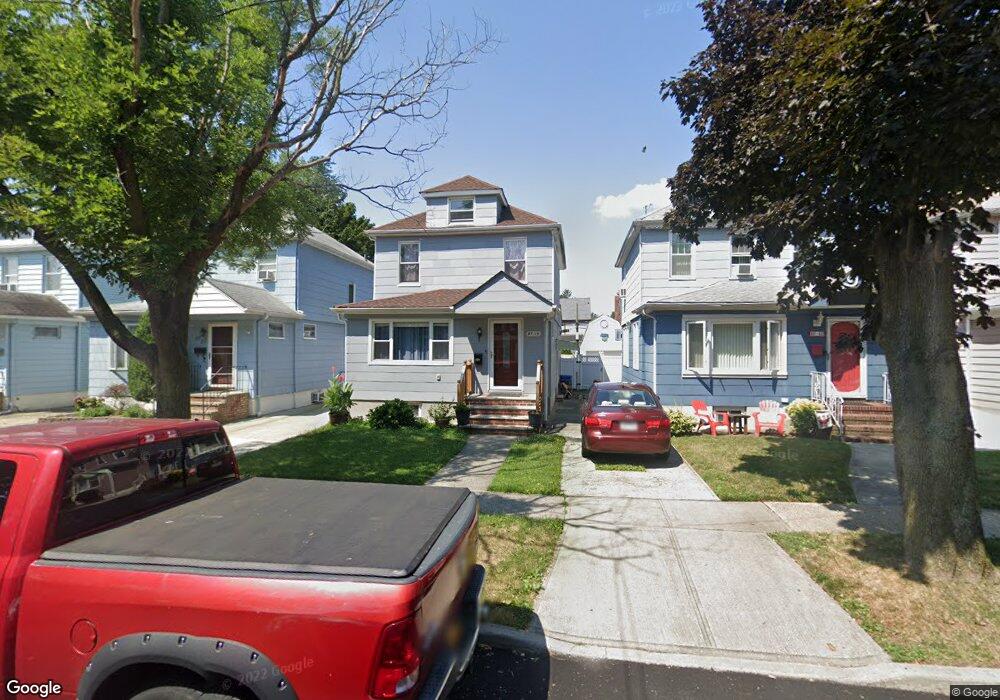 8716 254th St, Bellerose, NY 11426 - photo 1