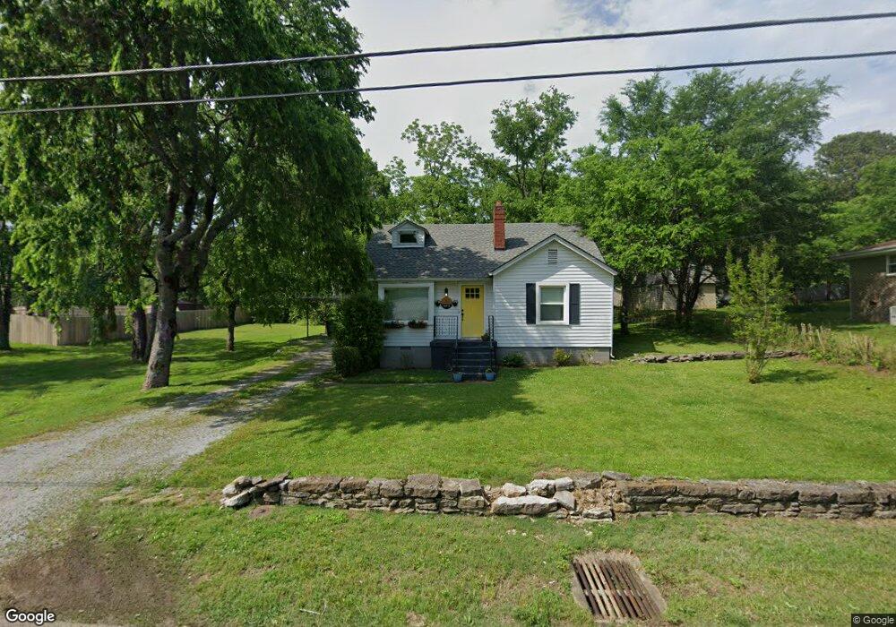 313 Kingwood Ave, Shelbyville, TN 37160 - photo 1