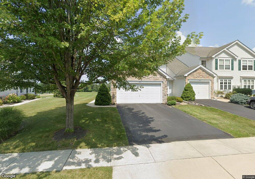 280 Park Ridge Dr, Easton, PA 18040 - photo 1