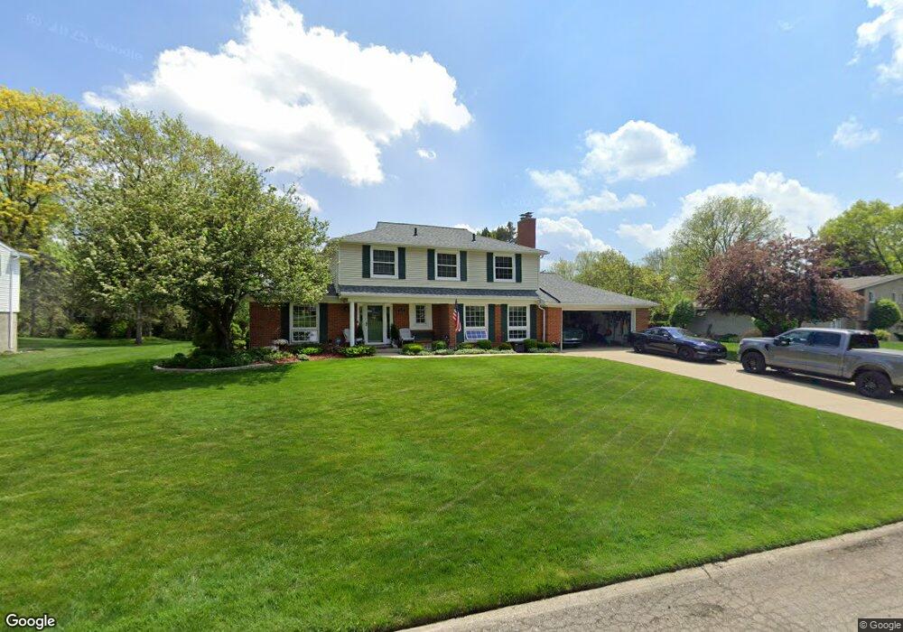 2676 Rambling Way, Bloomfield Hills, MI 48302 - photo 1