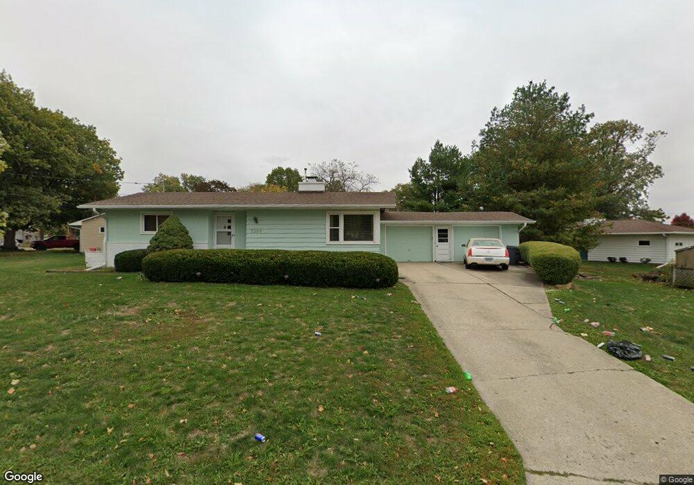 1300 W 9th St S, Newton, IA 50208 - photo 1