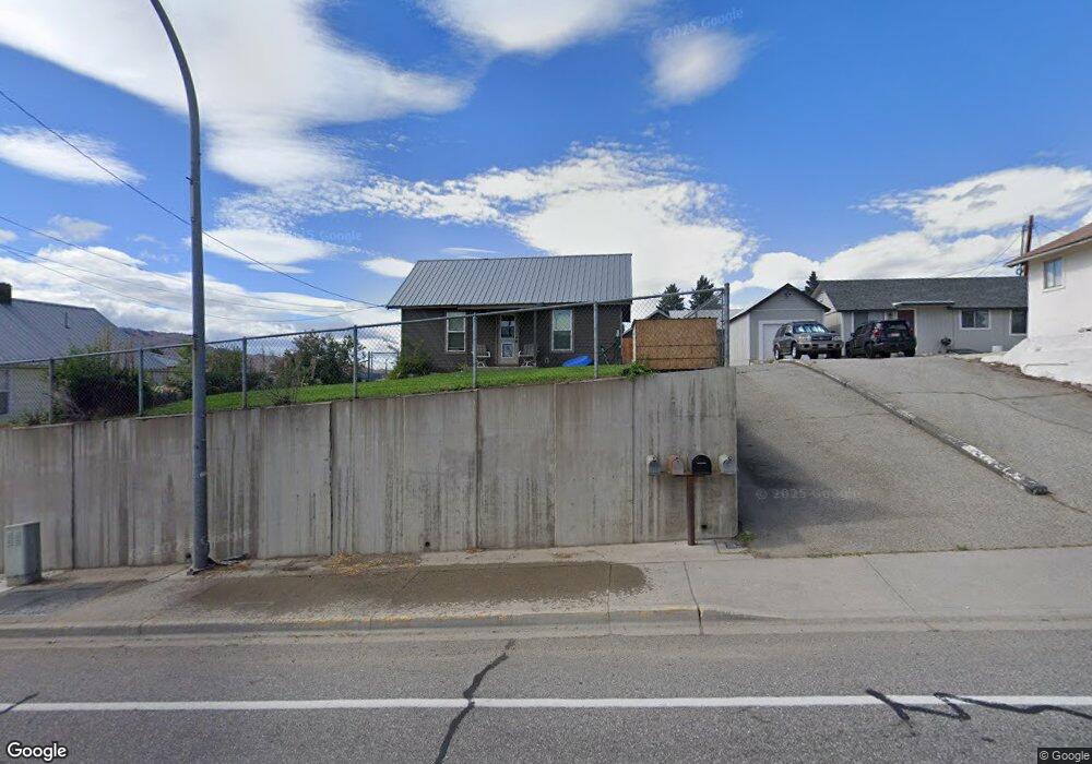 111 9th St NE, East Wenatchee, WA 98802 - photo 1