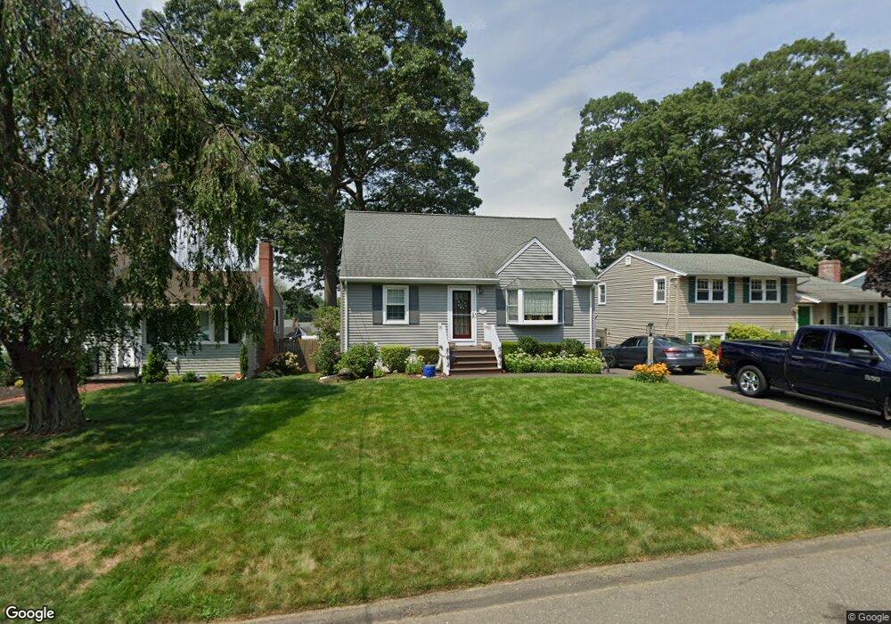 56 Mohawk Dr, West Haven, CT 06516 - photo 1