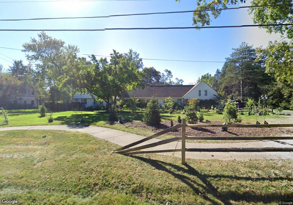 845 Lone Pine Rd unit Bldg-Unit, Bloomfield Hills, MI 48302 - photo 1