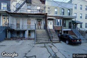 44 Cottage St, Jersey City, NJ 07306