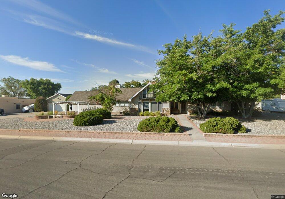 5703 Greenwood Dr, Farmington, NM 87402 - photo 1