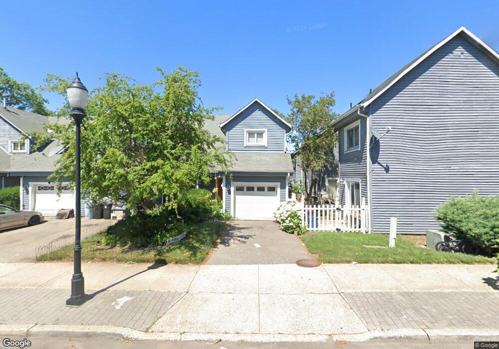 169 Comstock St unit 6, New Brunswick, NJ 08901 - photo 1