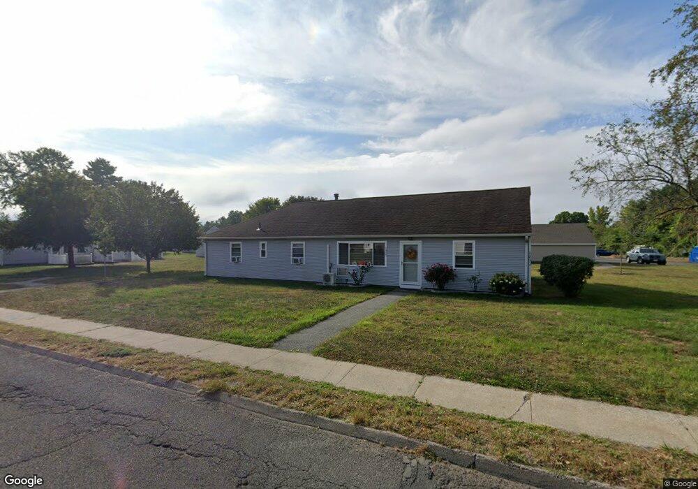 1054 James St, Chicopee, MA 01022 - photo 1