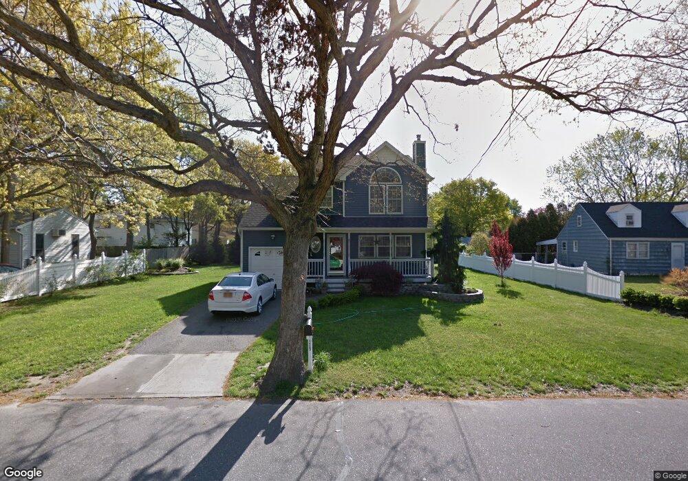 129 Wendy Dr, Holtsville, NY 11742 - photo 1