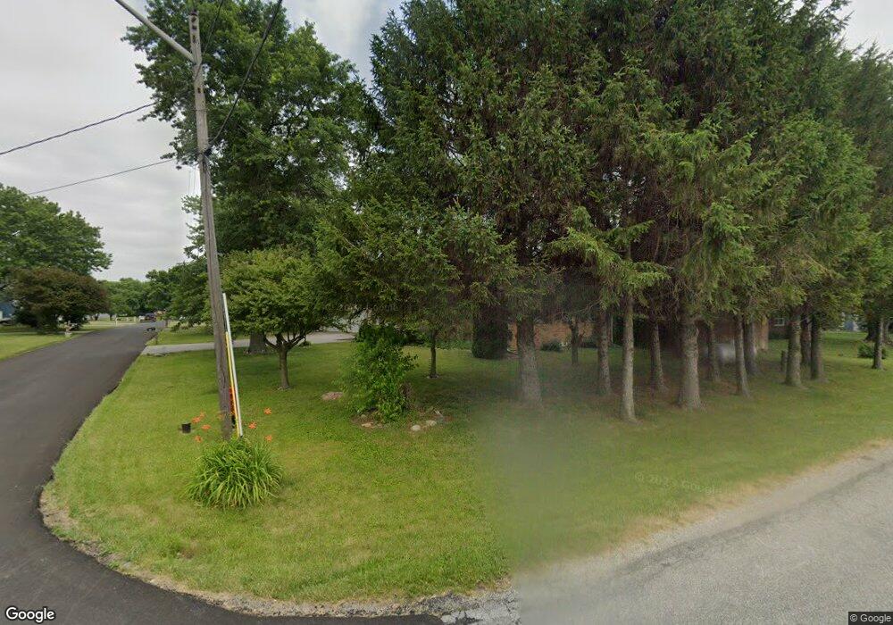 317 W Monroe St, Kirklin, IN 46050 - photo 1