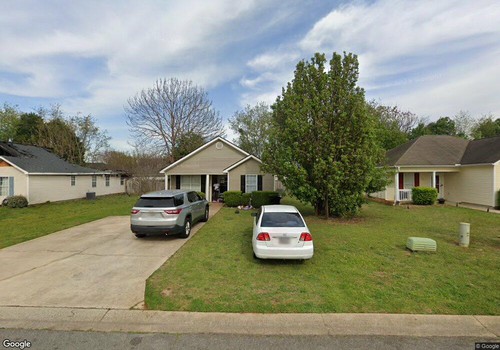 303 Haverhill Cir, Warner Robins, GA 31088 - photo 1