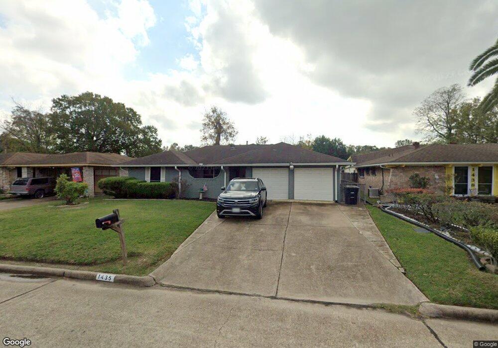 1435 Diplomat Way, Houston, TX 77088 - photo 1