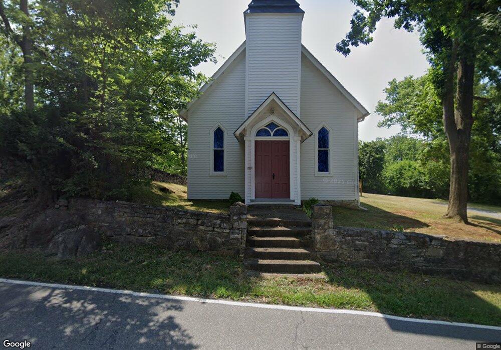 700 Bishop Meade Rd, Boyce, VA 22620 - photo 1