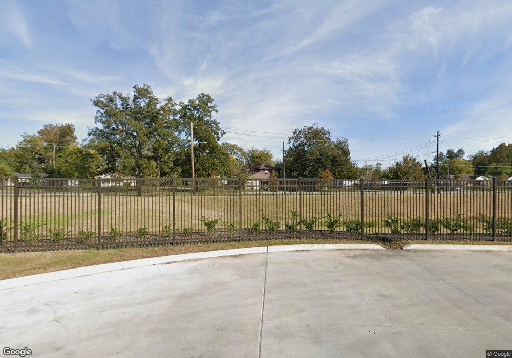 4307 Cortlandt St, Houston, TX 77018 - photo 1