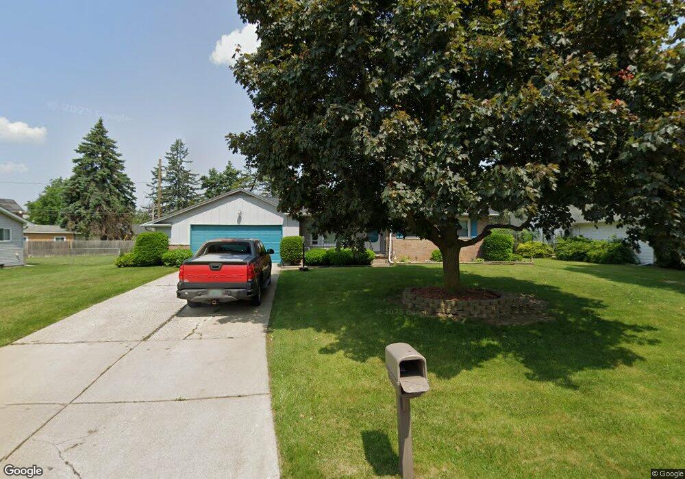 3328 Timberview St, Flint, MI 48532 - photo 1