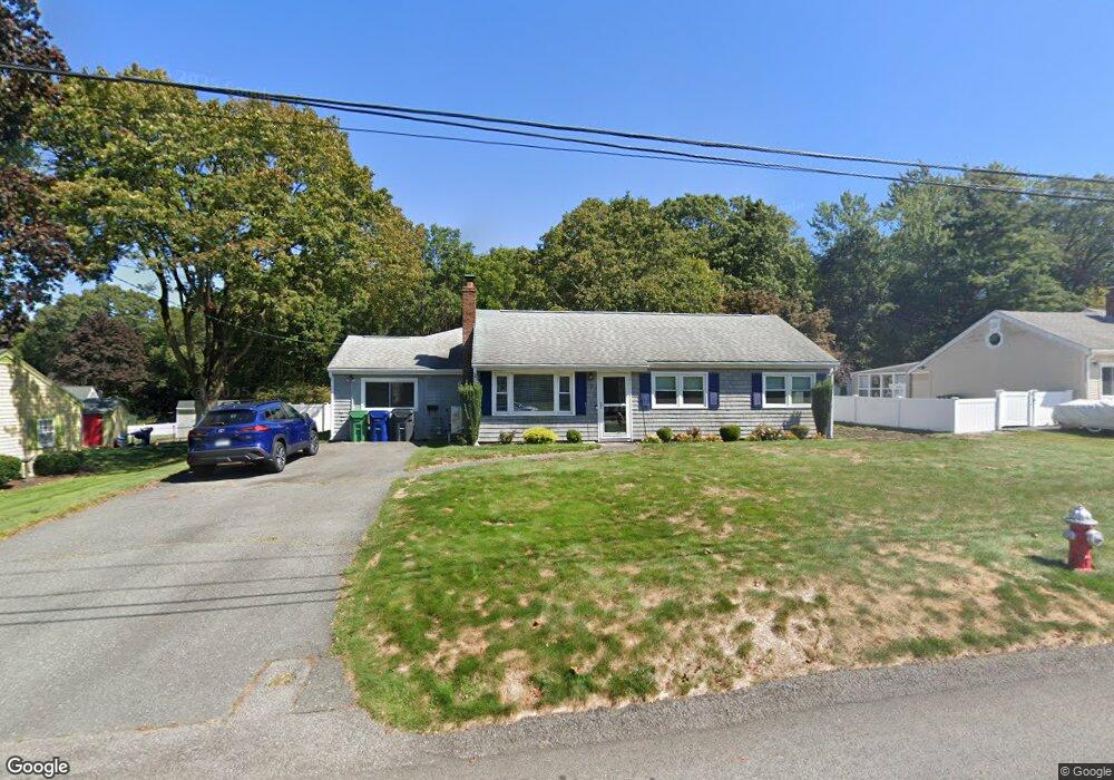 52 Sherwood Ave, Warwick, RI 02888 - photo 1