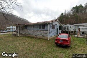 25 S Blackburn Bottom, Pikeville, KY 41501
