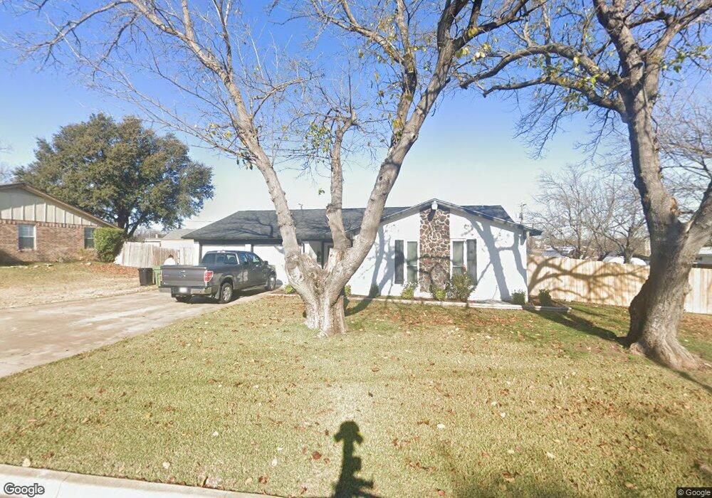 8113 Jerrie jo Dr, North Richland Hills, TX 76180 - photo 1