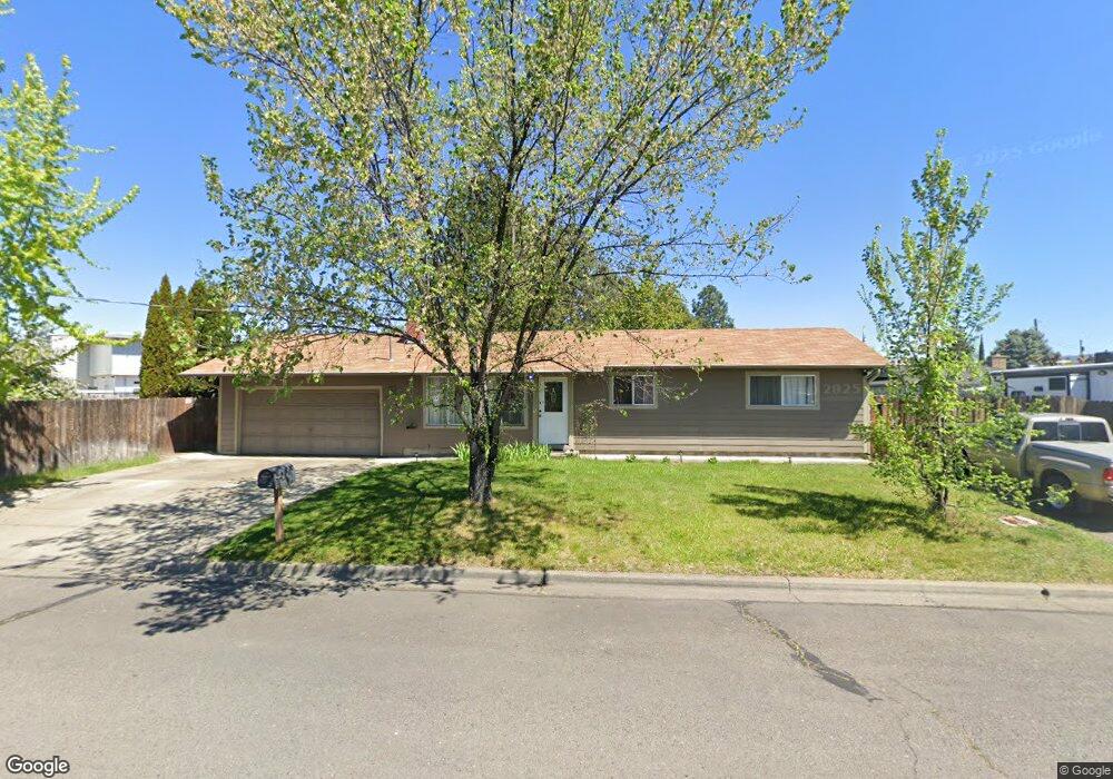 705 S 1st St, Central Point, OR 97502 - photo 1