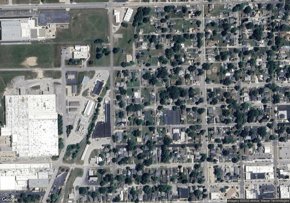 342 W 2nd St, Auburn, IN 46706 - photo 1