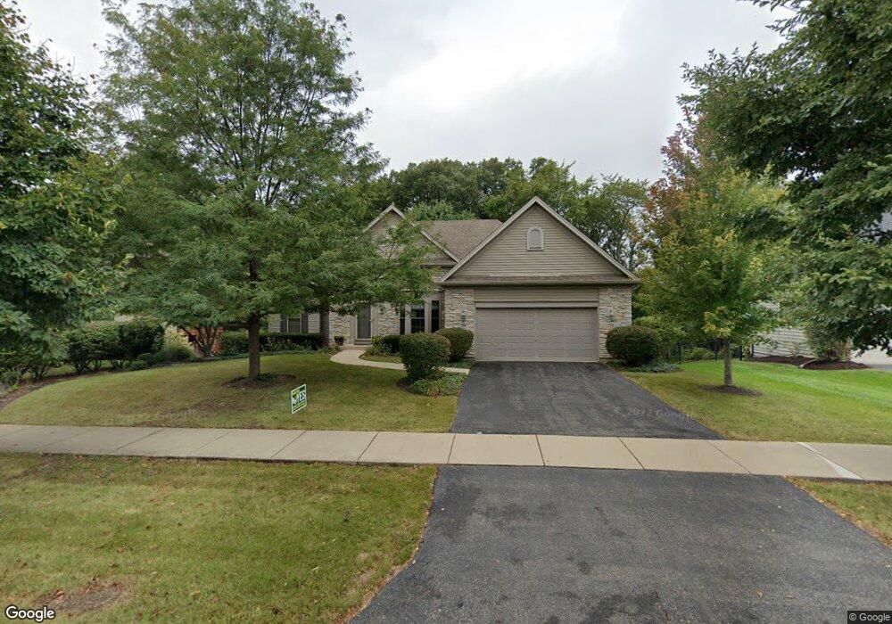 359 Johnson Woods Dr, Batavia, IL 60510 - photo 1