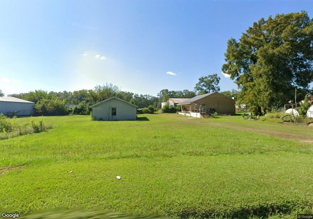 320 Mahlon St, Deridder, LA 70634 - photo 1