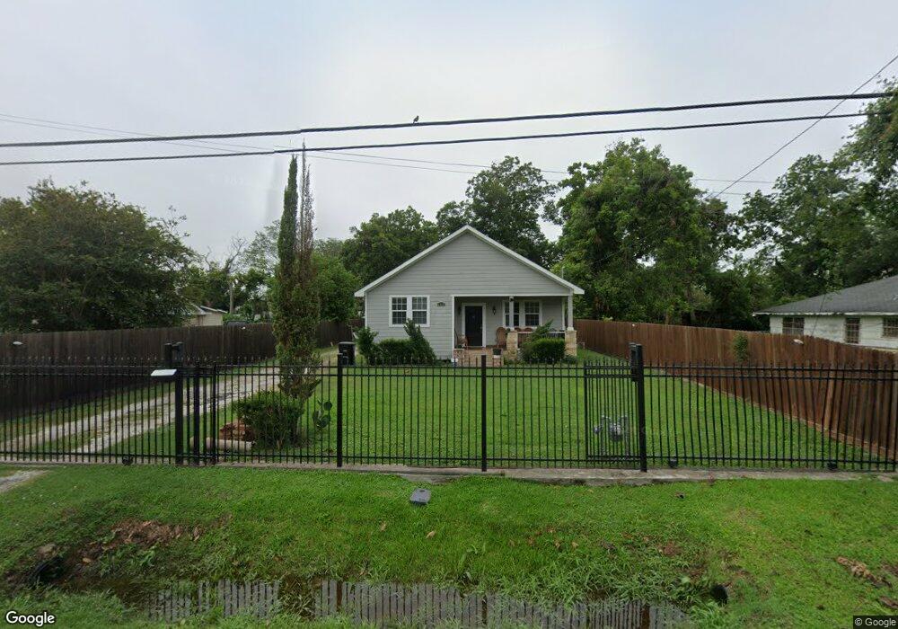 2618 Caplin St, Houston, TX 77026 - photo 1