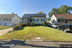 112 Worth St, Iselin, NJ 08830