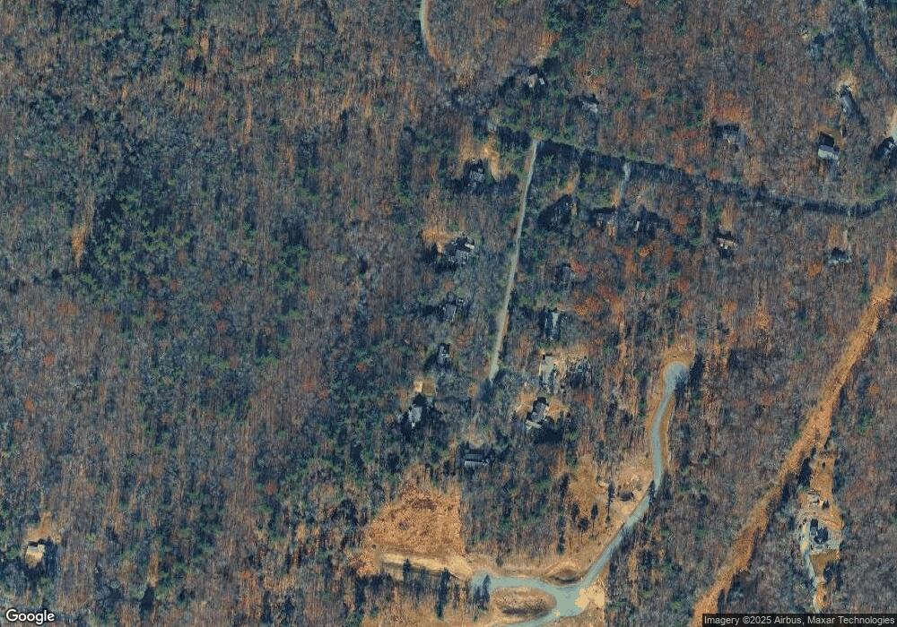 111 Hobblebush Ct, Milford, PA 18337 - photo 1