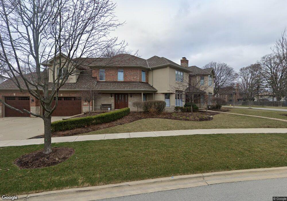 622 S Hillcrest Ave, Elmhurst, IL 60126 - photo 1