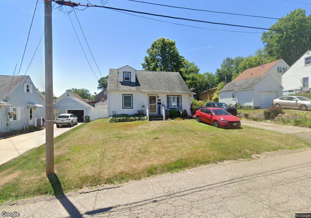 1512 28th St NE, Canton, OH 44714 - photo 1