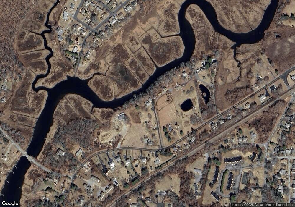 64 Fairhaven Rd, Niantic, CT 06357 - photo 1