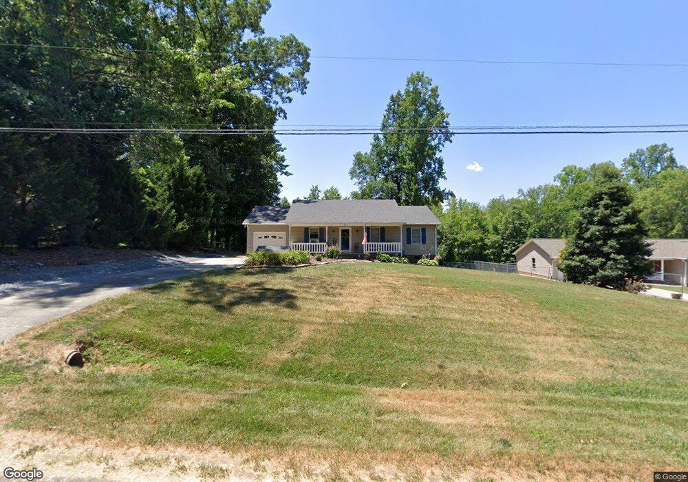 699 Skycrest Country Rd, Asheboro, NC 27205 - photo 1