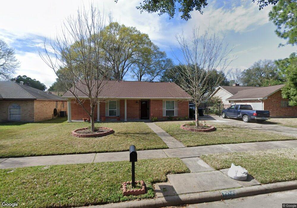 5602 Bent Bough Ln, Houston, TX 77088 - photo 1